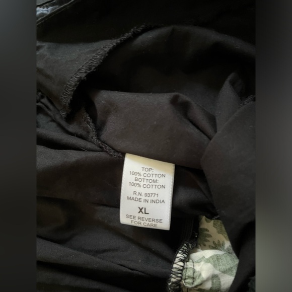 XL black , off white and green cotton romper - Picture 4 of 4